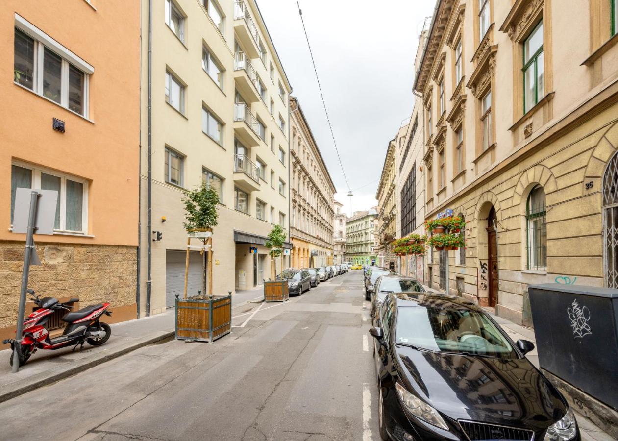 Feel Home Superior # Free Parking # Balcony # Ac Budapest Bagian luar foto